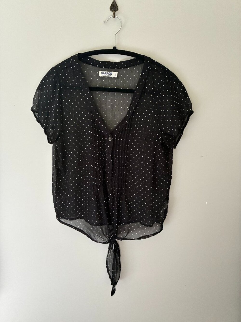 Blouse noire transparente à motif étoilé et nœud avant Garage - Taille S